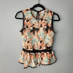 ENDLESS ROSE Crocheted top - Size S